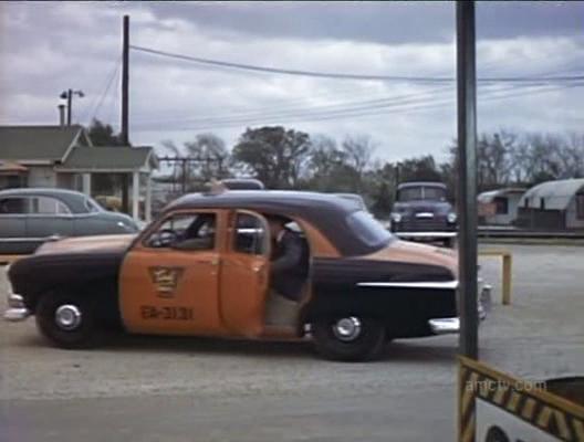 1951 Ford De Luxe Fordor Sedan [73A]