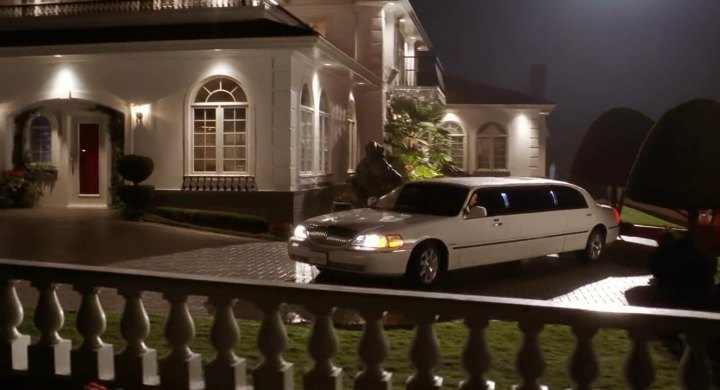 2003 Lincoln Town Car Stretched Limousine