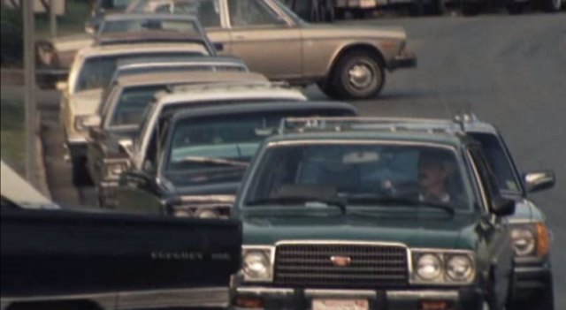 1977 Toyota Corona Wagon [RT119]