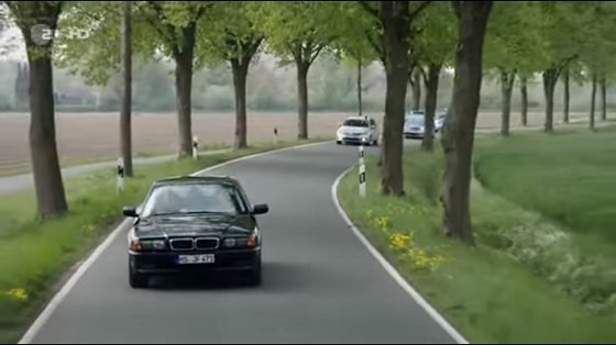 BMW 7 [E38]