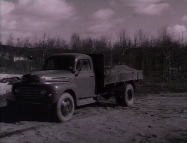 1948 Ford F-5