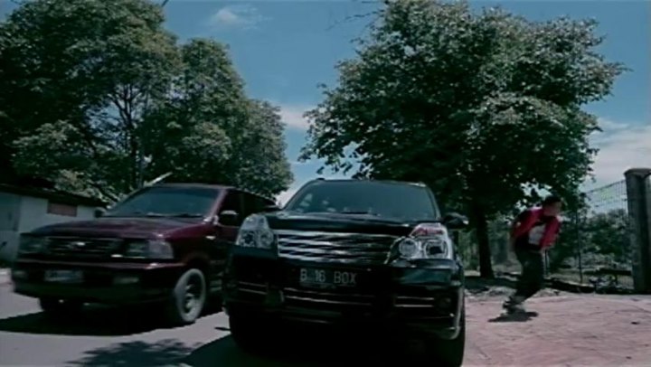 2000 Toyota Kijang LX [F60]