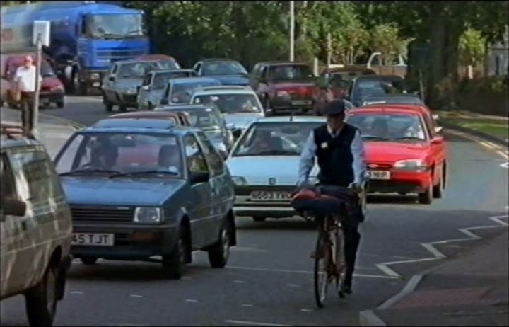 1986 Peugeot 305 Van [581E]