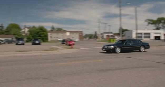 2003 Lincoln Town Car