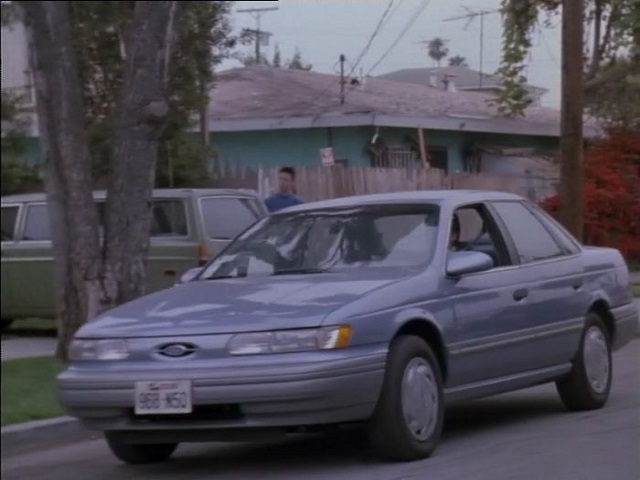 1992 Ford Taurus GL [DN5]