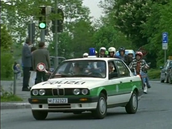 1989 BMW 325i [E30]