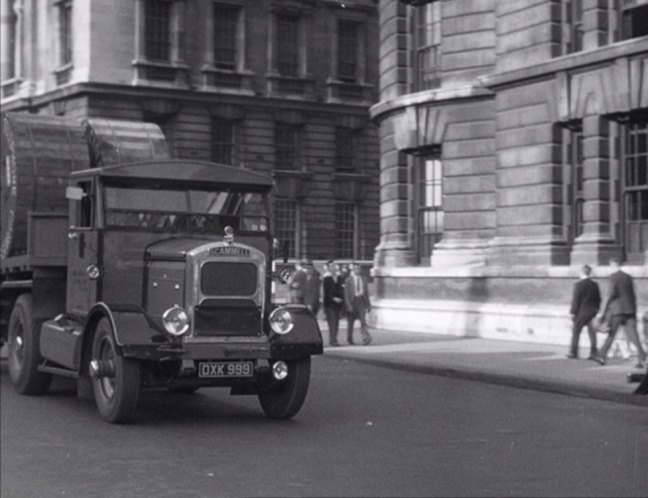 1937 Scammell 15 MU Royal Mail