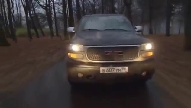 2001 GMC Yukon Denali [GMT820]