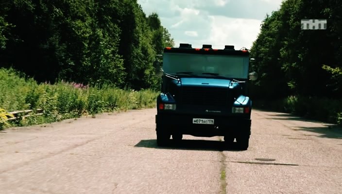 1995 International 4700 Armored Truck