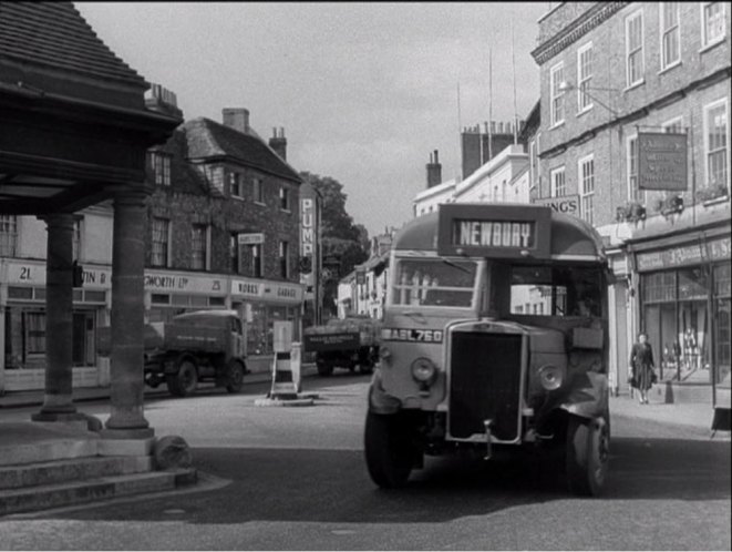 1937 Leyland Tiger TS7 ECW B35R