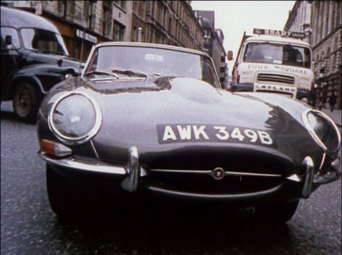 1964 Jaguar E-Type 4.2 FHC Series I