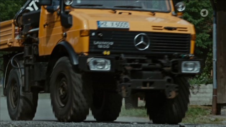 Mercedes-Benz Unimog U 1200