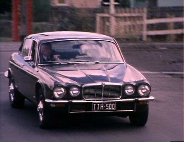 1974 Jaguar XJ6 [Series II]