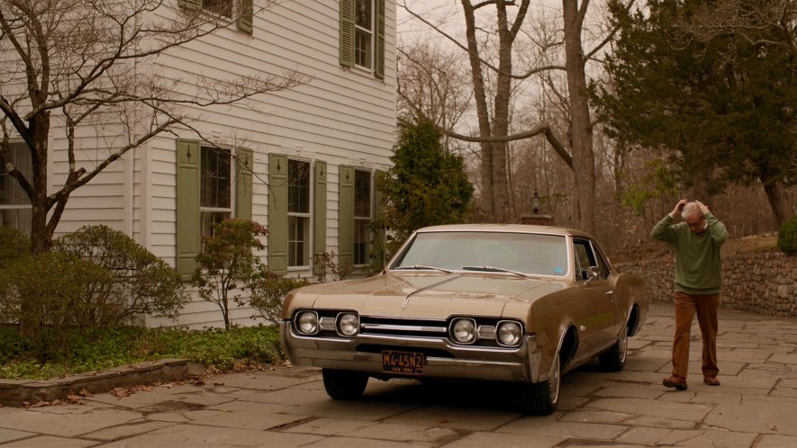 1967 Oldsmobile Cutlass Supreme Sports Coupe