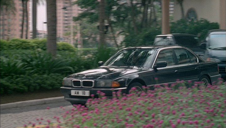 BMW 740i [E38]